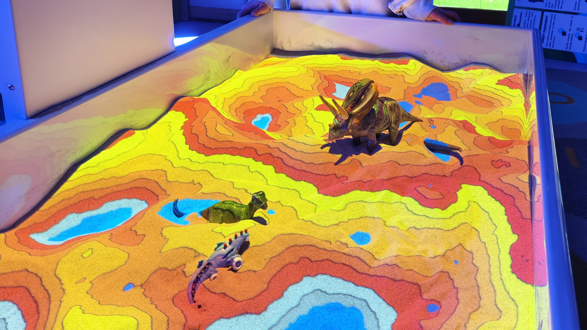 Piaskownica Interaktywna AR-Sandbox 5